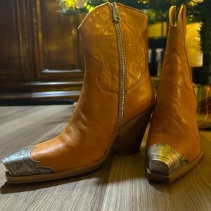 NWOT BRAYDEN FREE PEOPLE COWBOY BOOTS